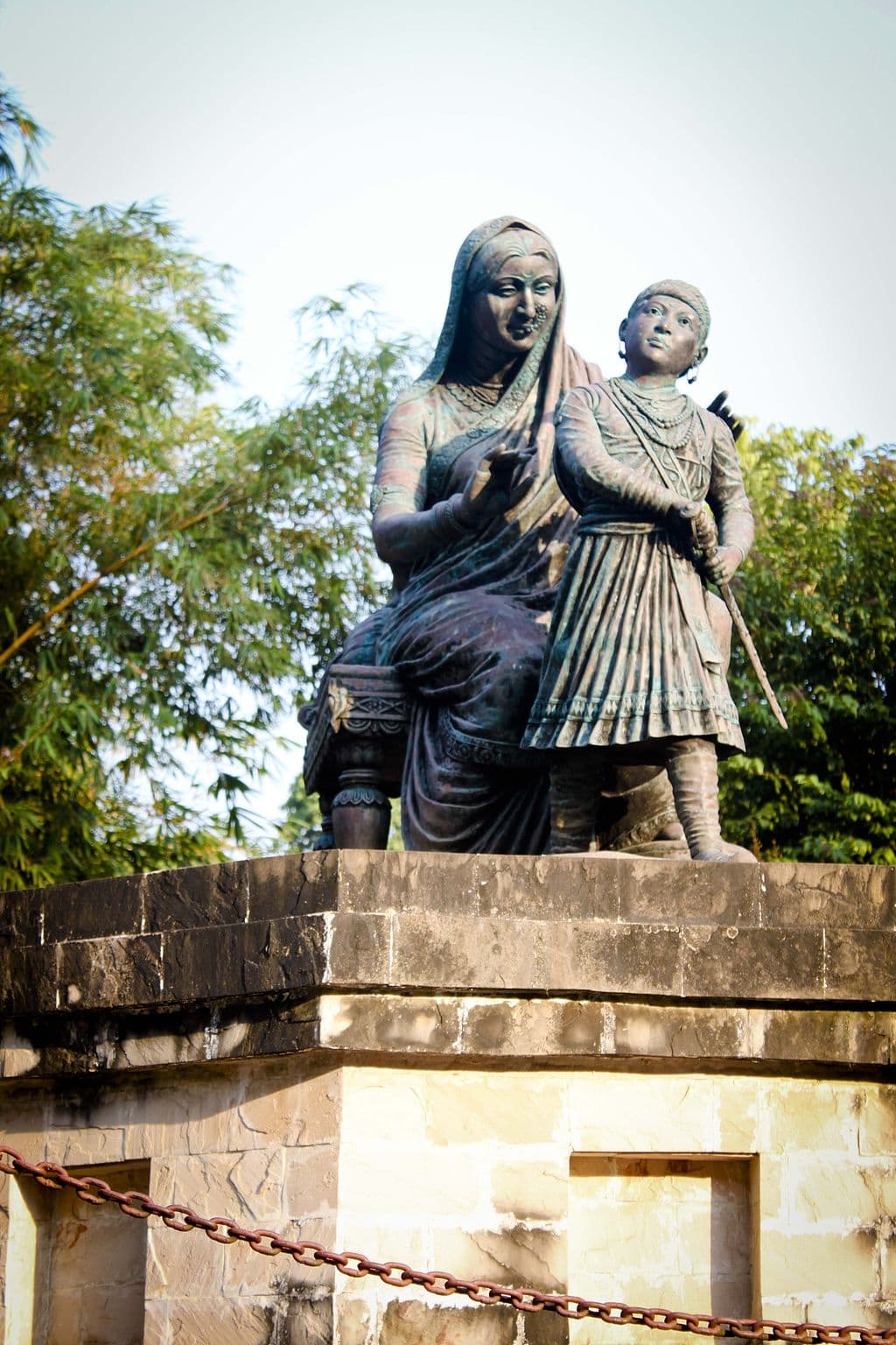 राजमाता जिजाऊंचे जीवनचरित्र- शिवरायांचे प्रेरणास्थान