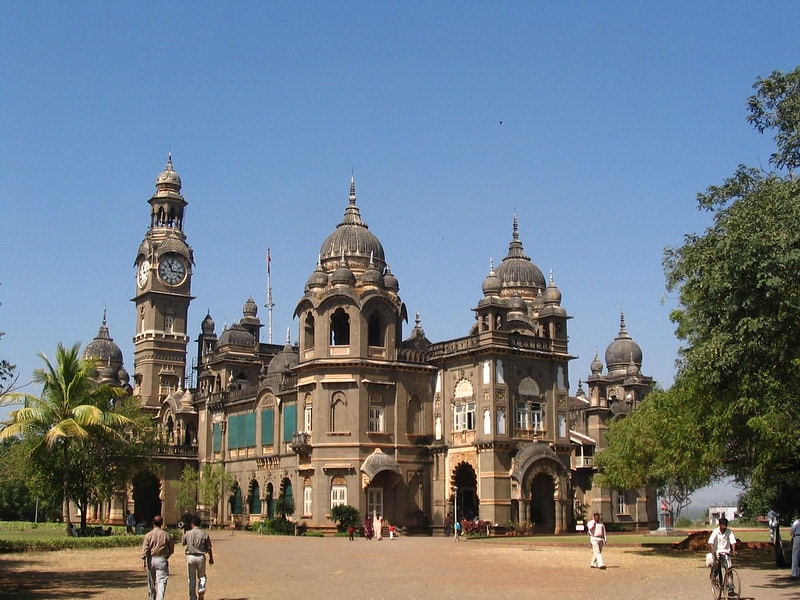 New Shahu Palace of Kolhapur in Marathi