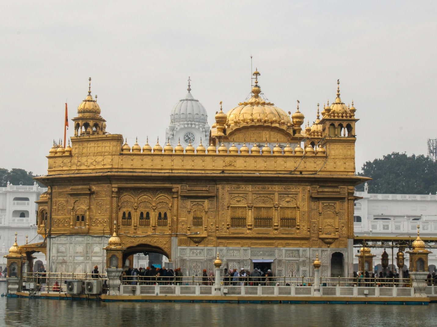 स्वर्ण मंदिर - सिख धर्म का सबसे पवित्र मंदिर